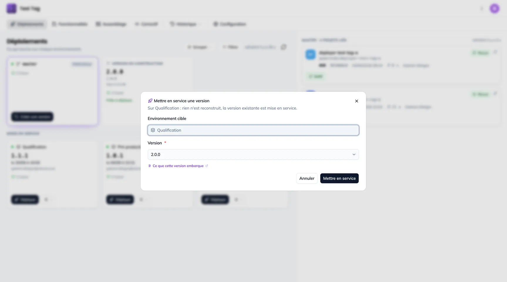 Le dialog Mettre en service une version : la liste des versions, la plus récente déployable présélectionnée